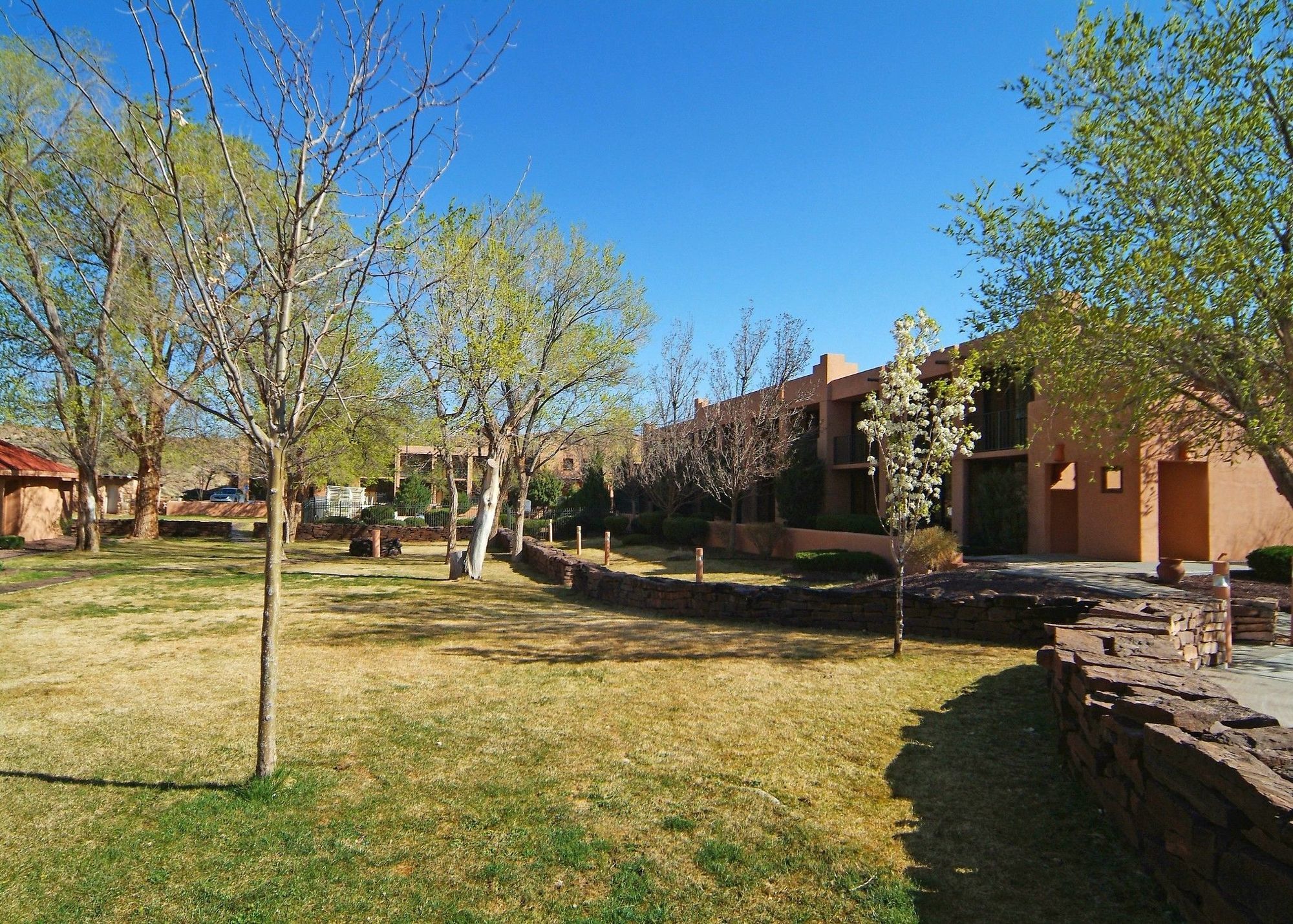 Holiday Inn Canyon De Chelly-Chinle, An Ihg Hotel Dış mekan fotoğraf